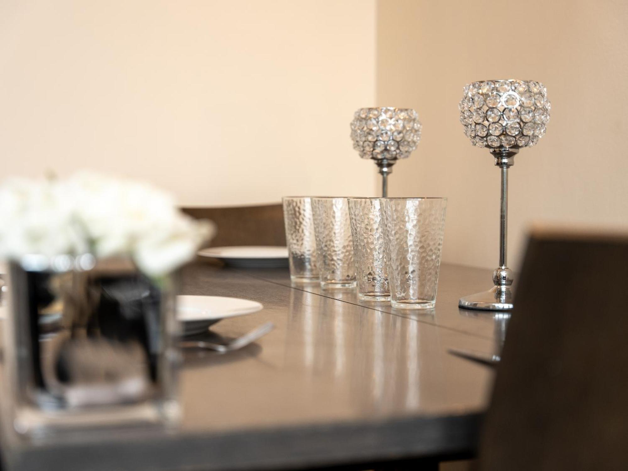 Luxury 2 Bed Apartment - Near Heathrow, Legoland, Windsor Слау Екстериор снимка