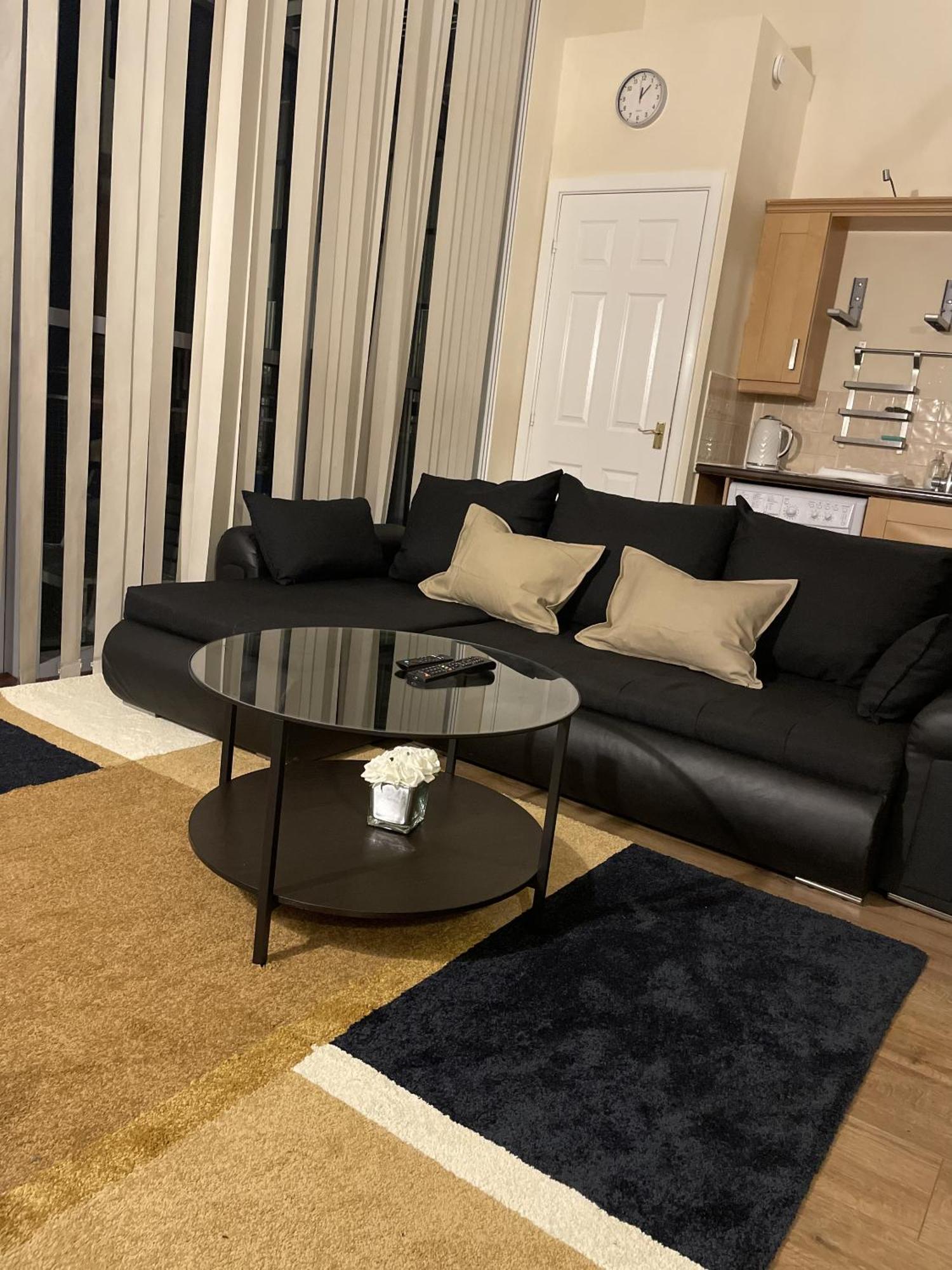 Luxury 2 Bed Apartment - Near Heathrow, Legoland, Windsor Слау Екстериор снимка
